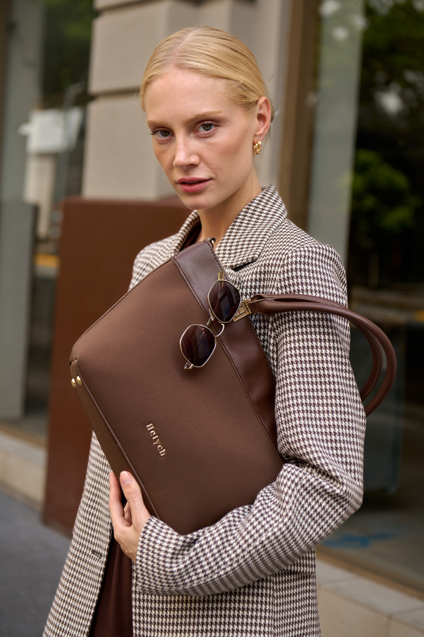 H-Connect 5-in-1 Tote to Crossbody Bag